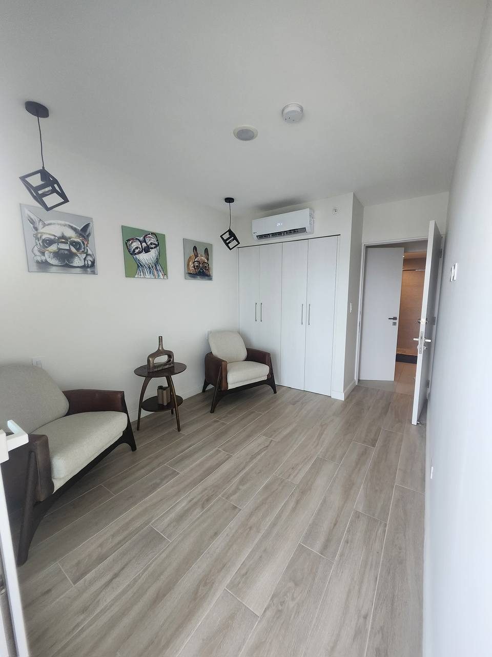 Lock-off studio living area with private entrance