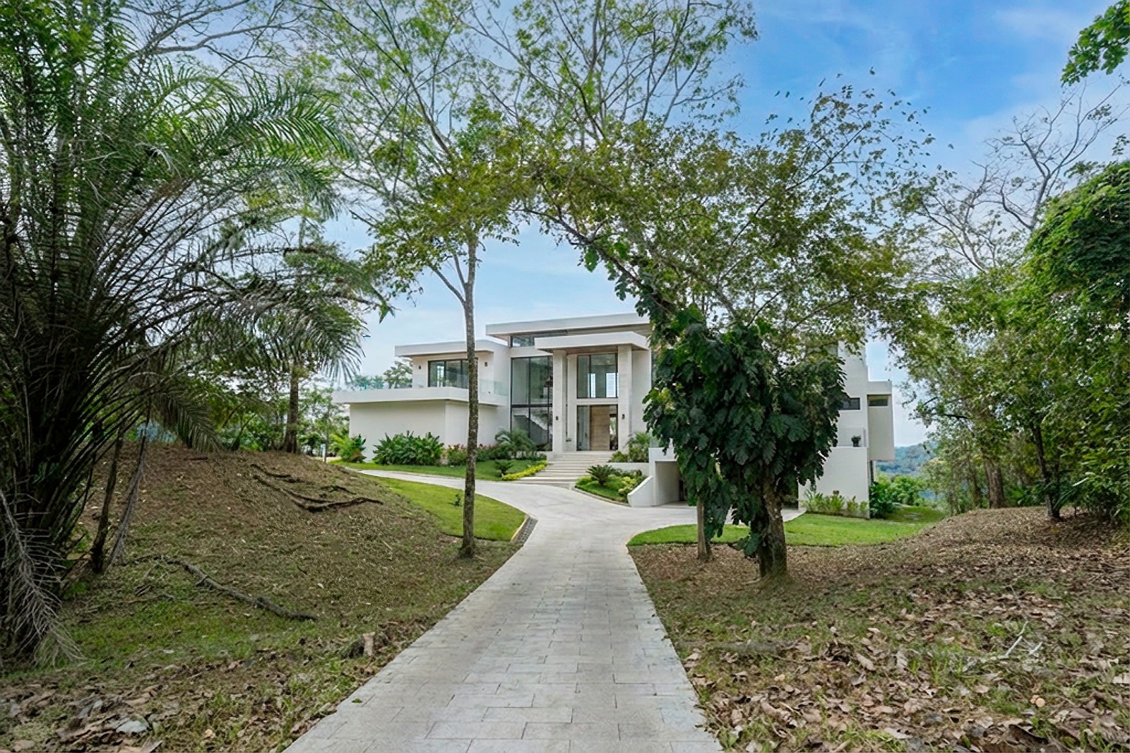 Bijagual 28 ha · Large-Scale Development