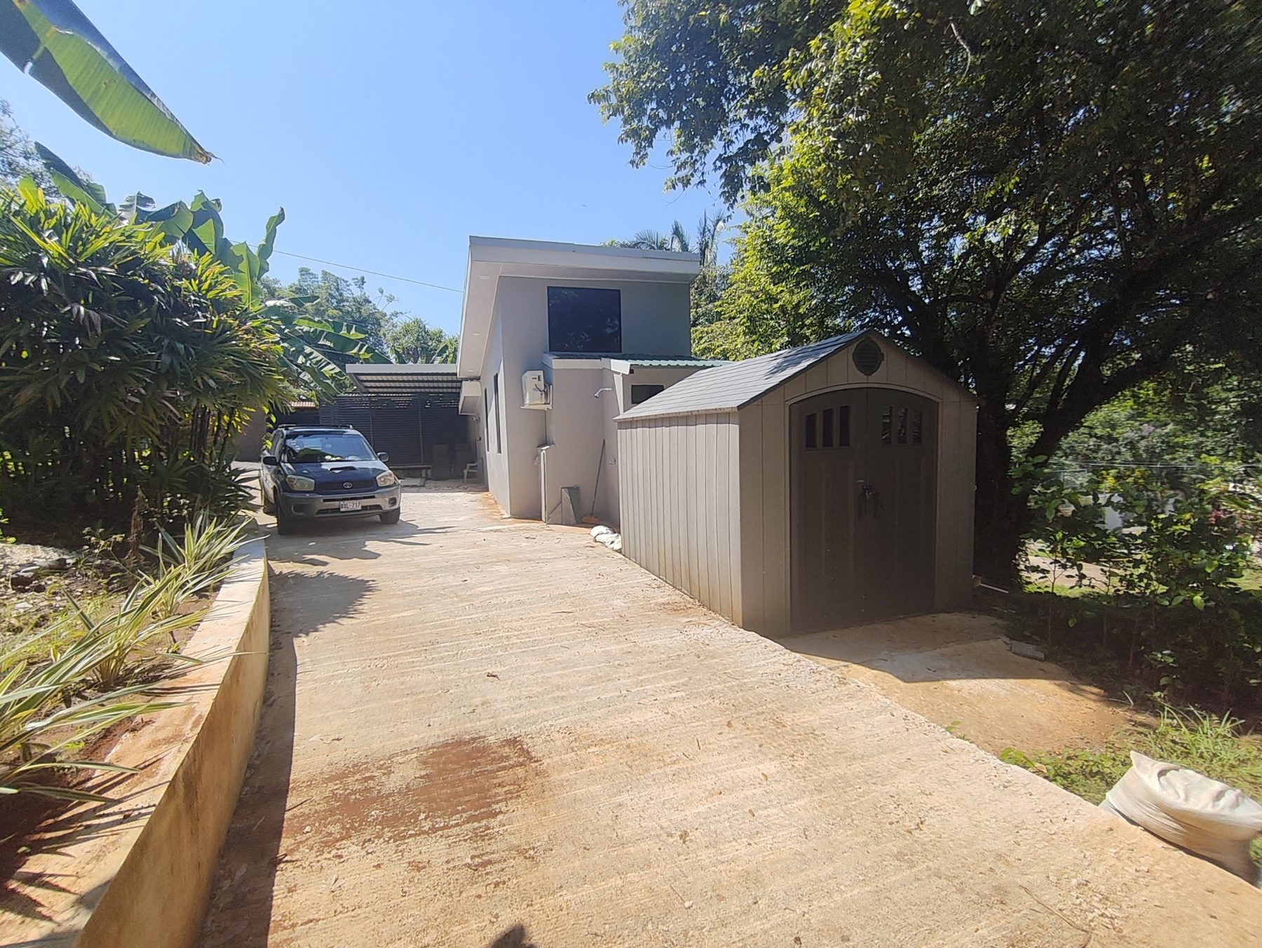 Separate contemporary casita